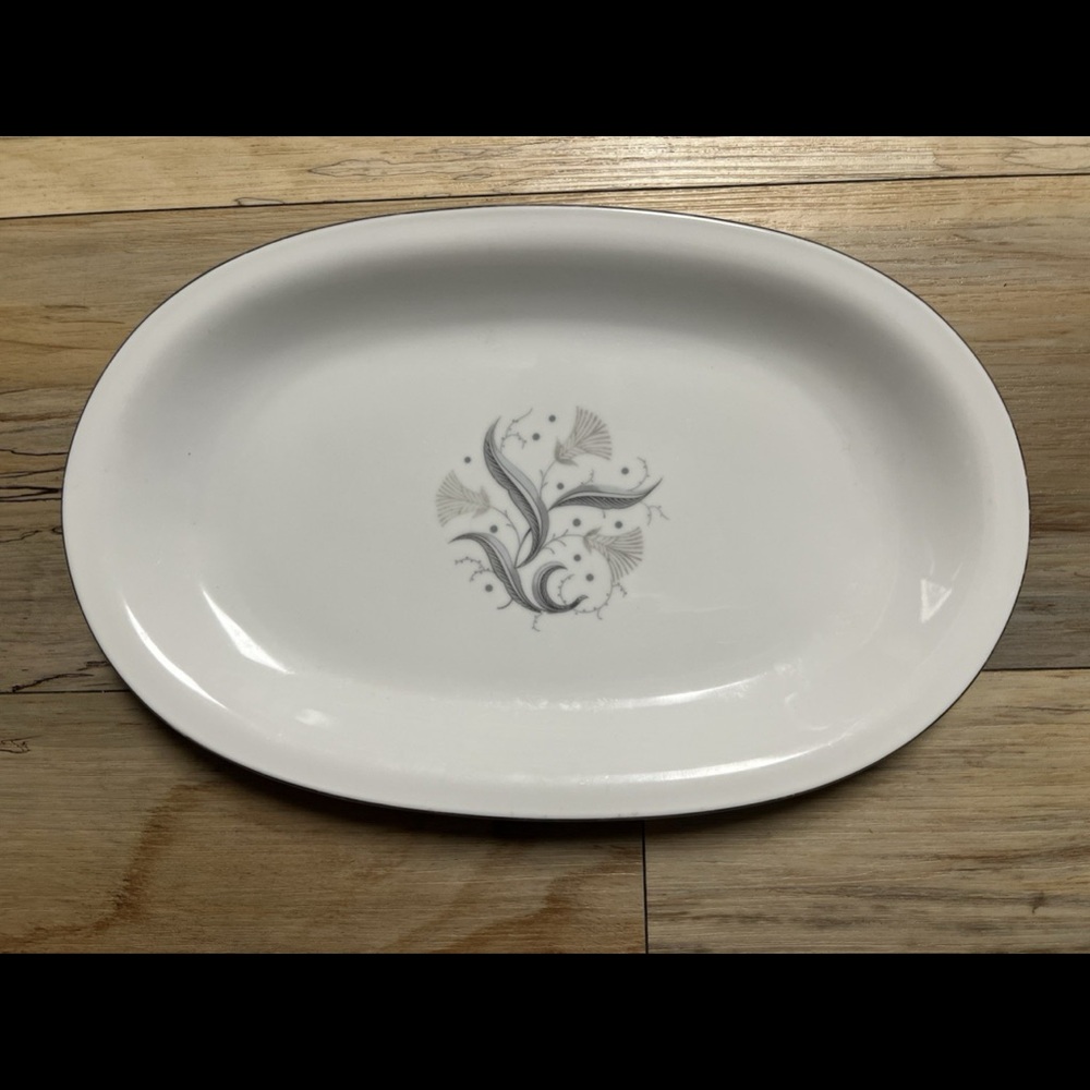 Sabrina Design - Royal Heidelberg - Winterling Germany - Serving Plate